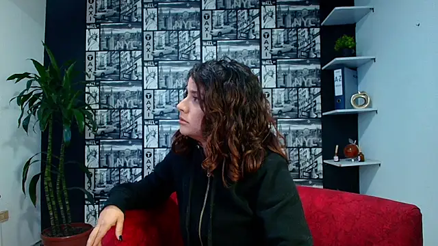 kassandra james online show from April 17, 3:14 pm