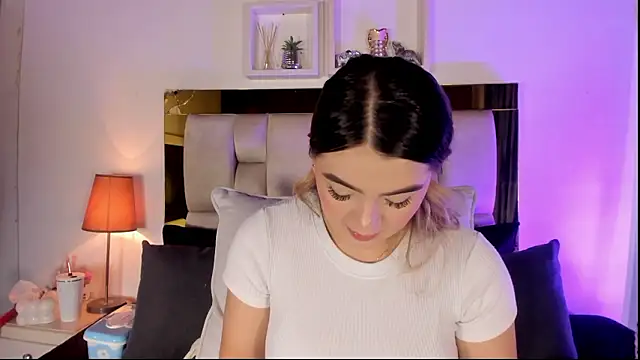 emmy r online show from March 26, 12:29 pm