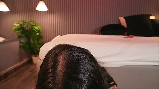 EriKlein online show from February 20, 8:42 pm