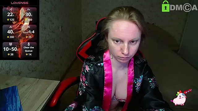 Alexis Gordon online show from April 7, 8:44 pm