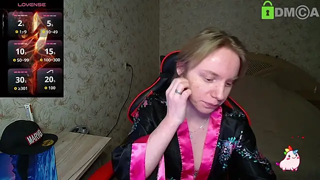 Alexis Gordon online show from February 19, 8:40 pm