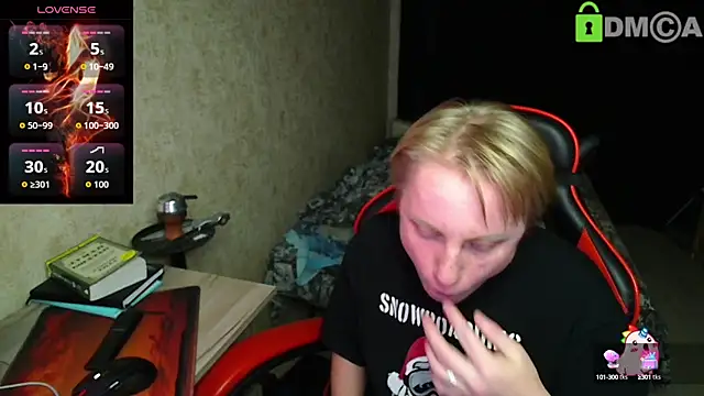 Alexis Gordon online show from September 29, 7:08 pm