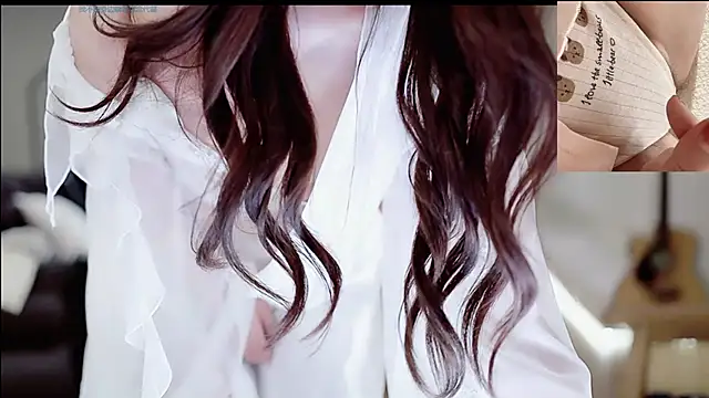 -Aricia- online show from November 14, 3:01 pm