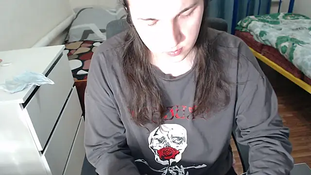 Snapshot of EvaMiron chatting on October 5, 6:02 pm EvaMiron online show from October 5, 6:02 pm
