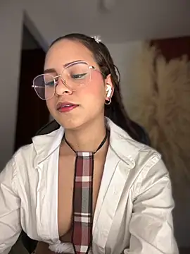 gretta kler1 online show from October 30, 11:28 pm