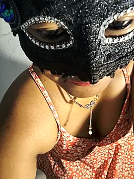 FANTASY QUEEN 07 online show from July 5, 3:35 am