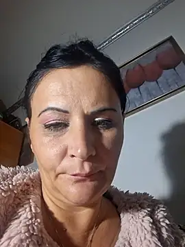 anaaamariaaaa online show from November 9, 6:37 pm