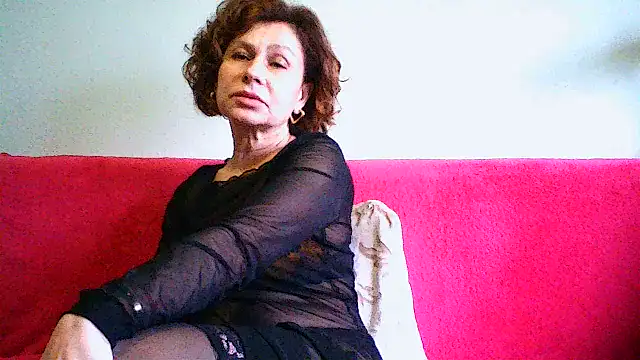 Mat Elenore online show from April 11, 7:45 am