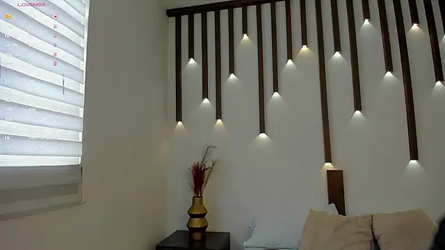 megan cooper28 online show from December 16, 6:58 pm