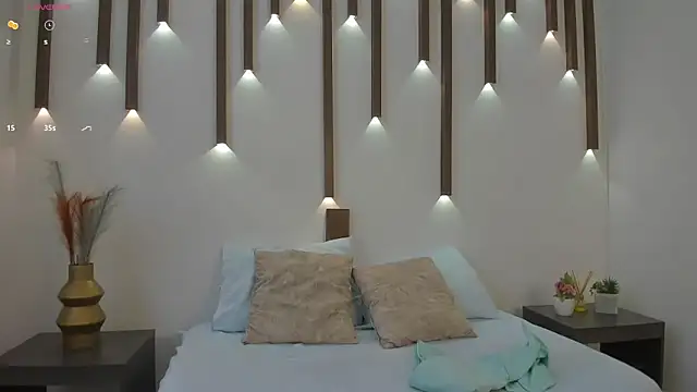 Snapshot of megan_cooper28 chatting on September 12, 7:10 pm megan cooper28 online show from September 12, 7:10 pm