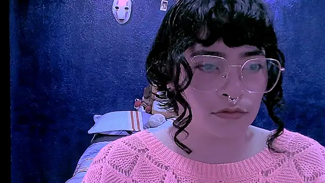 NinaYellow online show from March 16, 1:04 pm