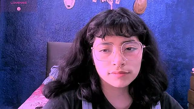 NinaYellow online show from September 12, 3:41 pm