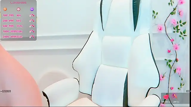PimChanOK online show from May 31, 9:05 pm