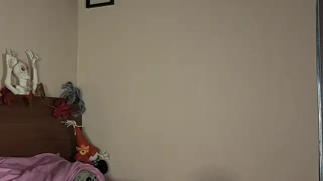 Snapshot of Ivanna_Diamon chatting on October 18, 5:10 am Ivanna Diamon online show from October 18, 5:10 am
