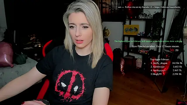 Lisaonthemoon online show from February 15, 8:41 pm