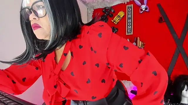 jena derboo online show from June 16, 10:27 am