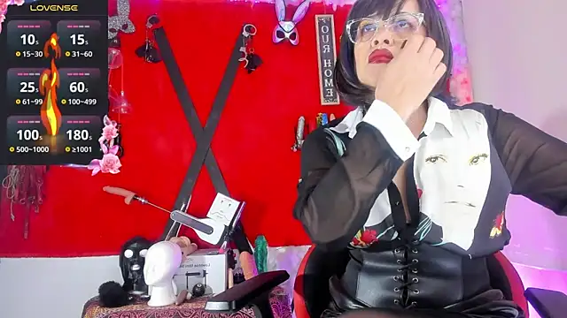 jena derboo online show from November 6, 10:32 am