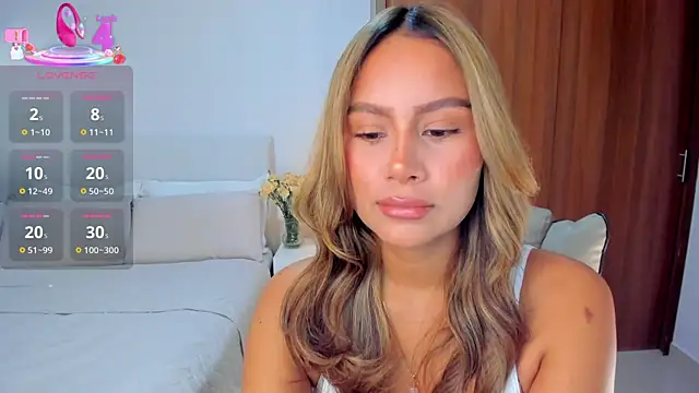 Snapshot of AndreaMartini chatting on September 13, 1:24 am AndreaMartini online show from September 13, 1:24 am