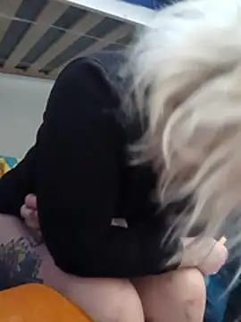 mollymay69 online show from March 18, 7:08 pm