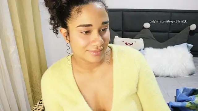 Mysensualbrunette1 online show from December 22, 11:52 pm