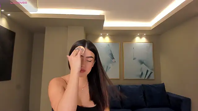 PaulinaSantos  online show from July 28, 8:52 pm