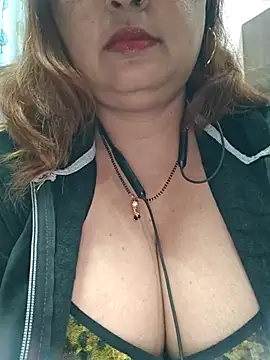 Dianaa9 online show from December 17, 6:39 am