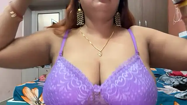 Dianaa9 online show from June 20, 6:00 pm