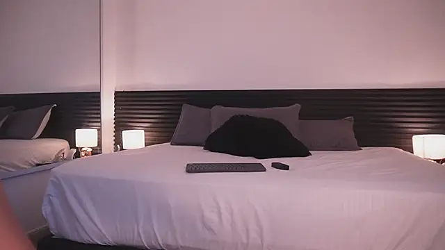 leslie k online show from October 7, 9:57 am