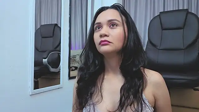 mariiana murillo01 online show from June 21, 3:54 am