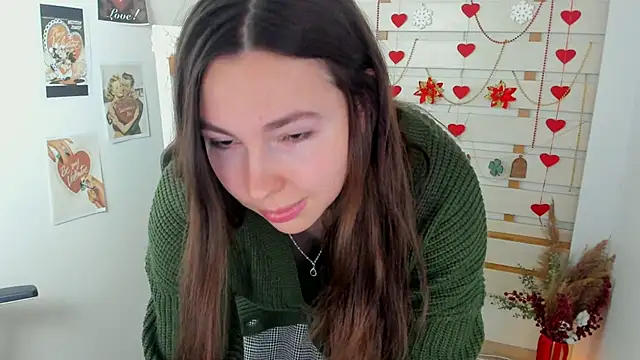 Lexy flower online show from February 9, 2:30 pm