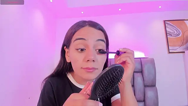 martina mancini online show from January 14, 11:59 am