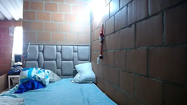 Nadia Monroe online show from March 12, 2:09 pm