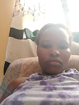 petite babe online show from April 6, 12:28 pm