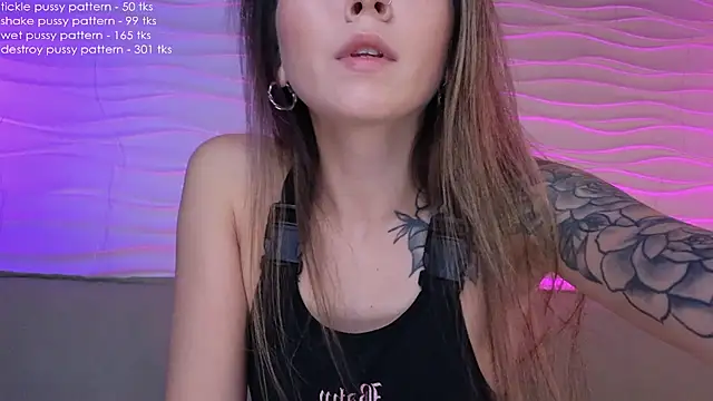 im casey online show from March 14, 1:01 pm