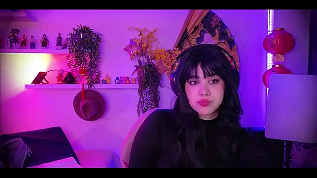 albaismynameX online show from March 9, 12:19 pm