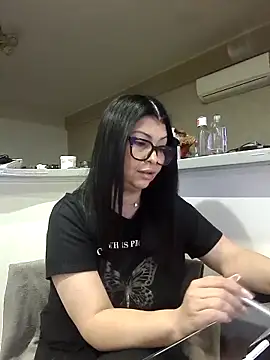 Milf Abigail online show from October 13, 2:03 am