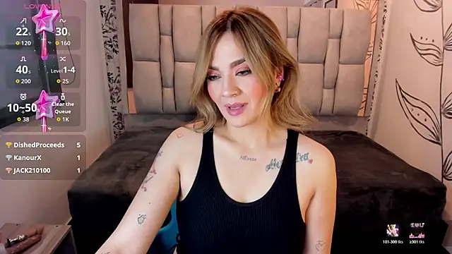 KataHot  online show from November 28, 8:23 pm