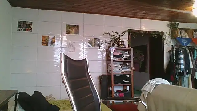 SweetyBabyDemon online show from April 6, 1:45 pm