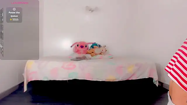  Riannagarcia  online show from March 13, 9:27 pm