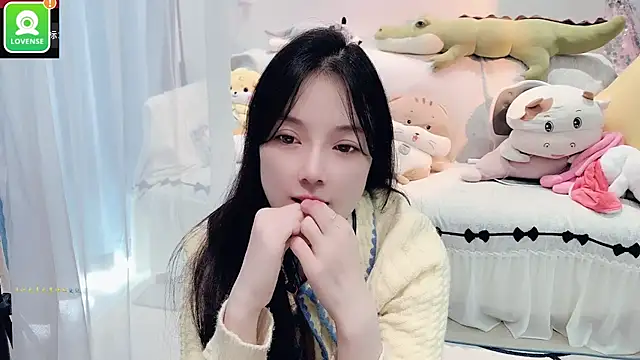 AKiKi711 online show from October 18, 4:59 am