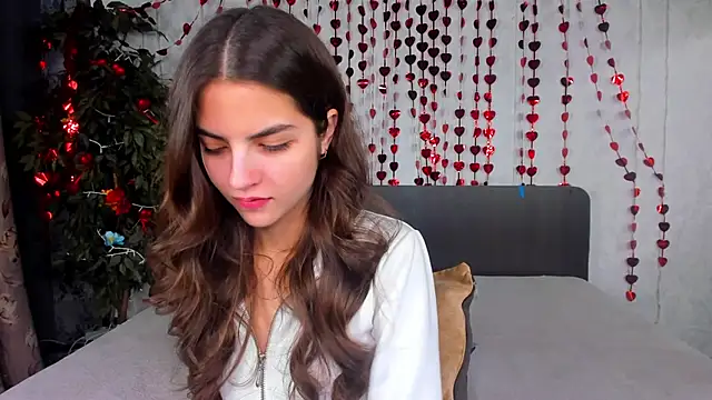 Milana Crystal  online show from February 20, 8:16 am