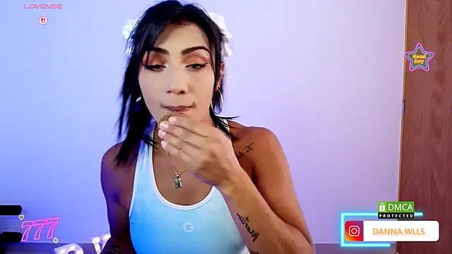 Dannawells online show from April 19, 6:54 pm