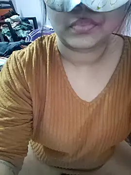 Horny cougar online show from February 8, 6:00 pm