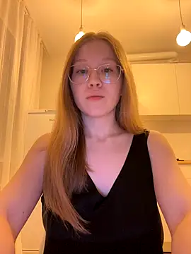 Eva Weyne online show from September 25, 8:50 pm