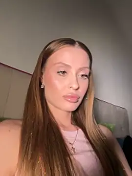 Sweet  Milly online show from May 7, 3:05 pm