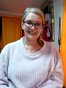 irinamaux online show from March 21, 8:19 am