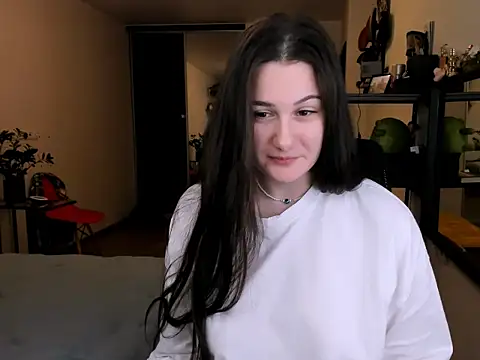 Snapshot of -13- chatting on October 7, 6:12 pm -13- online show from October 7, 6:12 pm