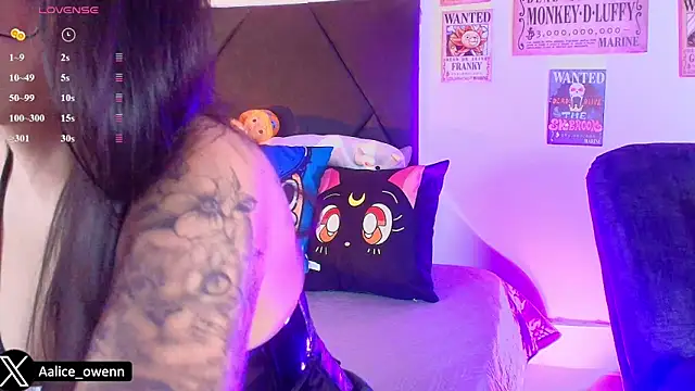 Aliceowenn online show from February 24, 11:03 pm