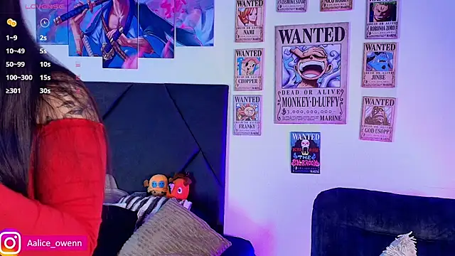 Aliceowenn online show from November 19, 9:37 pm