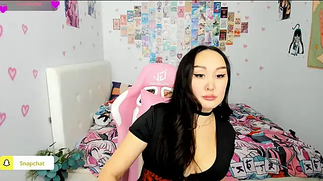 Julianna Jami online show from November 2, 1:25 pm